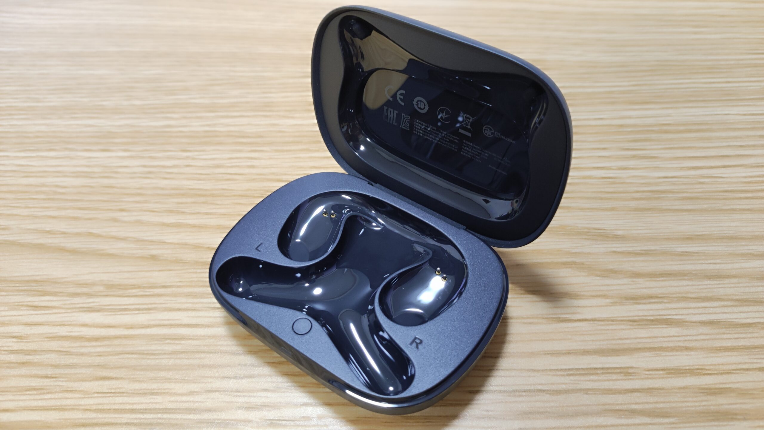 1MORE Open Earbuds S31\u306a\u304c\u3089\u8074\u304d\u306b\u6700\u9069\u306a\u30aa\u30fc\u30d7\u30f3\u30a4\u30e4\u30fc\u578b\u30ef\u30a4\u30e4\u30ec\u30b9\u30a4\u30e4\u30db\u30f3\u5b9f\u6a5f\u30ec\u30d3\u30e5\u30fc\uff5c\u30e2\u30ba\u30ed\u30b0